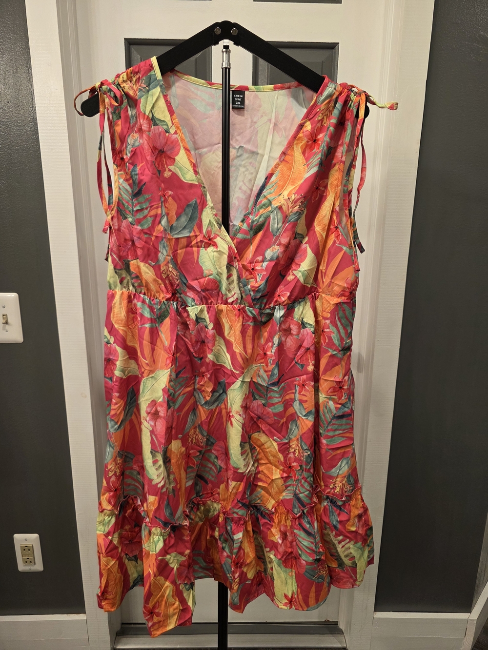 SHEIN Coral Pink Tropical Floral Midi Dress